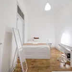 Rent a room in lisbon