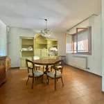 Rent 6 bedroom house of 176 m² in Poggio a Caiano