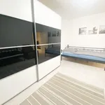 Miete 3 Schlafzimmer wohnung von 64 m² in Remscheid