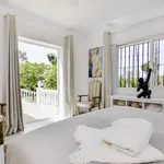 Rent 3 bedroom house of 180 m² in Marbella