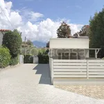 Rent 4 bedroom house of 50 m² in Forte dei Marmi