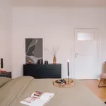 Rent 2 bedroom apartment in Berlin