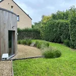 Huur 3 slaapkamer huis van 400 m² in Mont-Saint-Guibert