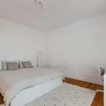 Rent a room in lisbon