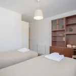 Rent 5 bedroom apartment of 100 m² in Porto