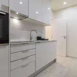 Rent 2 bedroom apartment of 75 m² in lisbon