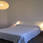 Rent 3 bedroom apartment in Barcelona