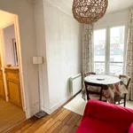 Rent 2 bedroom apartment of 33 m² in Paris