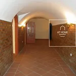 Rent 13 bedroom house of 550 m² in Budapest