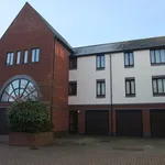 Rent 2 bedroom flat in Exeter