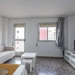 Rent a room of 125 m² in valencia