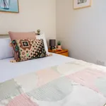 Rent 1 bedroom flat of 85 m² in Cardiff