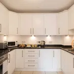 Rent 3 bedroom house in London