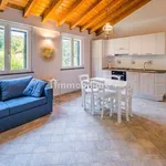 Rent 5 bedroom house of 160 m² in Solaro