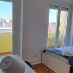 Rent 2 bedroom apartment of 100 m² in lisbon