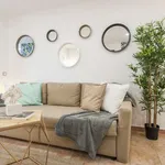 Rent 3 bedroom apartment of 180 m² in madrid