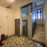 Rent 2 bedroom apartment of 57 m² in Milano