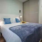 Rent 4 bedroom apartment of 70 m² in Barcelona