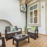 Rent 1 bedroom apartment in Porto