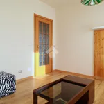 Rent 3 bedroom house of 90 m² in Pradamano