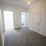 Rent 3 bedroom flat in South East England