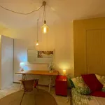 Rent a room of 150 m² in milan