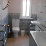 Alquilo 4 dormitorio casa de 200 m² en Alicante']