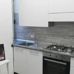 Rent 1 bedroom apartment of 12 m² in Roma