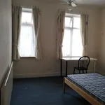 Rent 4 bedroom house in West Midlands