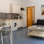 Rent 1 bedroom apartment of 538 m² in Málaga