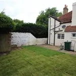 Rent 2 bedroom house in High Street