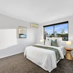 Rent 5 bedroom house in Calamvale