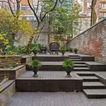 Rent 2 bedroom house in Manhattan