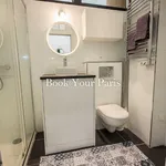 Rent 2 bedroom apartment of 45 m² in paris