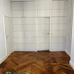 Appartement de 8509 m² avec 3 chambre(s) en location à LYON