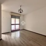 Rent 3 bedroom apartment of 94 m² in Milano