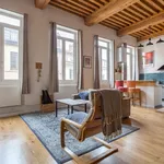 Appartement de 530 m² avec 1 chambre(s) en location à Lyon