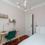 Rent a room in lisbon