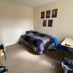 Rent 6 bedroom house in East Midlands