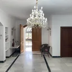 Rent 5 bedroom house in Malaga']