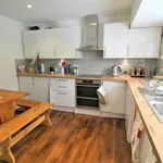 Rent 4 bedroom house in Camberley