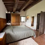 Rent 4 bedroom house of 290 m² in Umbertide