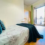 Rent a room of 180 m² in Madrid