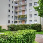 Appartement de 112 m² avec 5 chambre(s) en location à Montigny Le Bretonneux