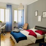 Rent a room in turin