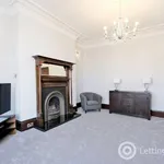 Rent 3 bedroom flat in Aberdeen