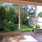 Rent 4 bedroom house in Willoughby