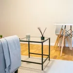 Rent a room of 95 m² in Barcelona