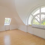 Rent 4 bedroom apartment of 147 m² in Budapest