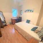 Rent 5 bedroom house in Swansea